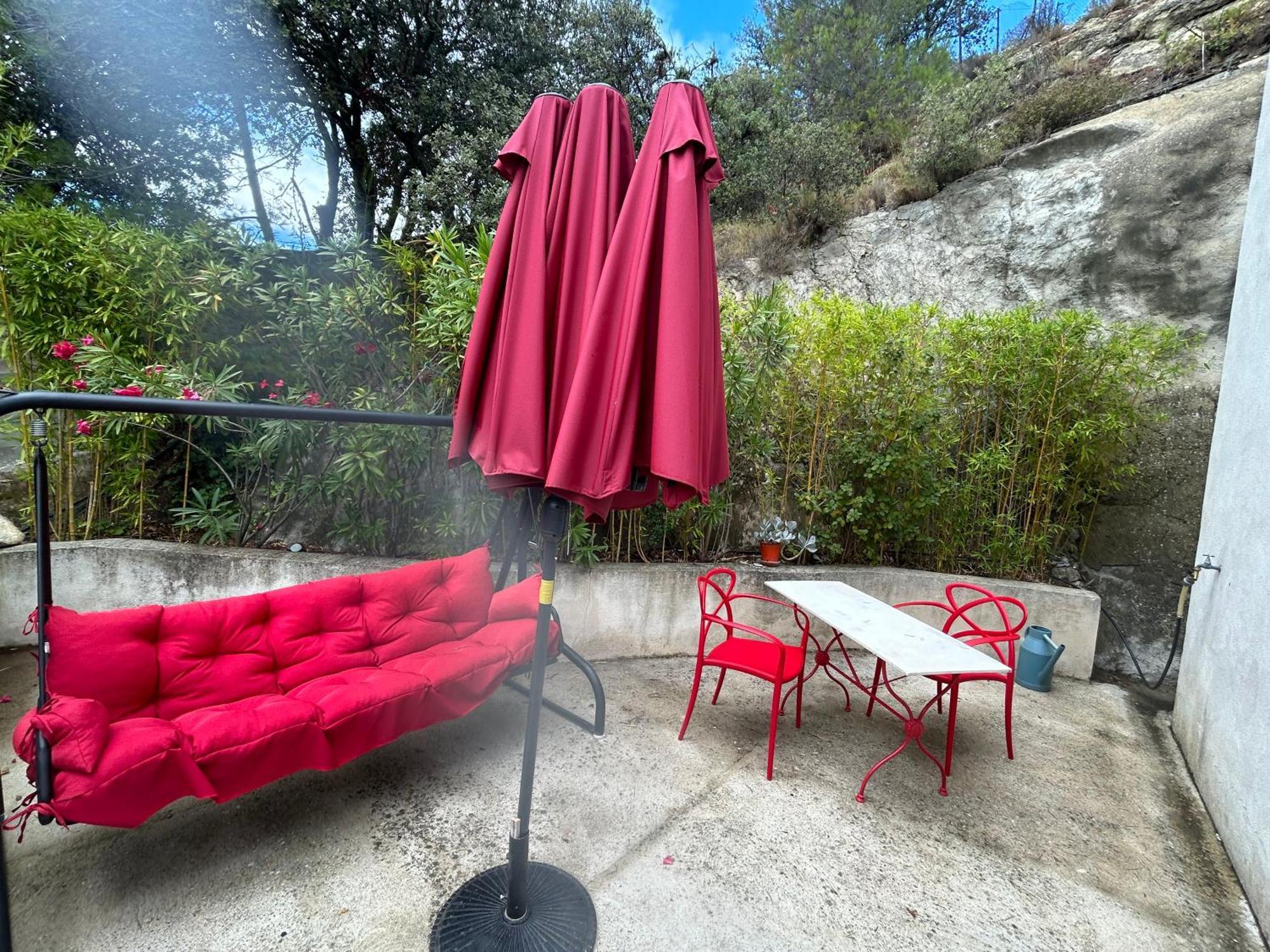 Maisonnette Entre Luberon Et Sainte Victoire La Bastidonne Exterior foto